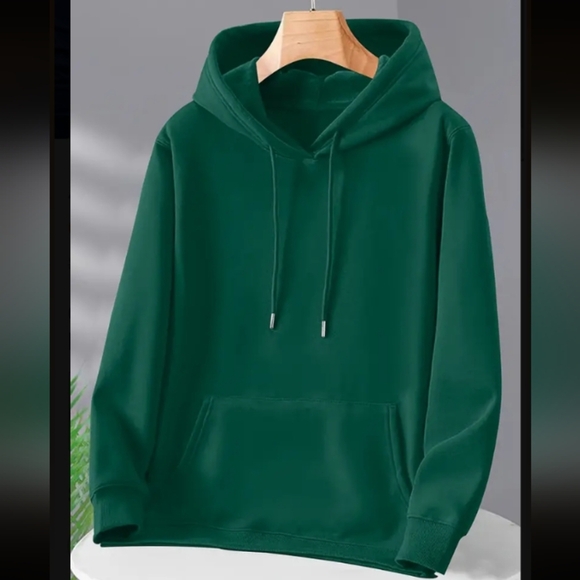 NEW Men's Forest Green Hoodie Sweater - Picture 1 of 3